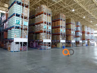 /static/image/product/راهرو-باریک-قفسه-بندی-انبار2-1739976689516.jpg