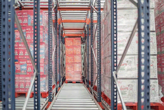 مزایای قفسه‌بندی موبایل رک (Mobile Racking)​​​​​​​