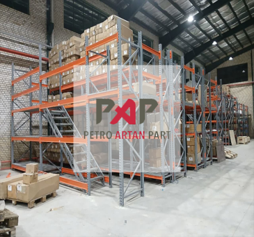 مزینین و قفسه رک